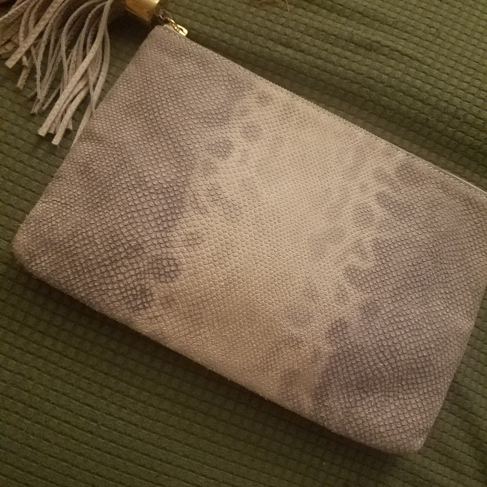 G.I.L.I evening pouch with Haloguard tech.